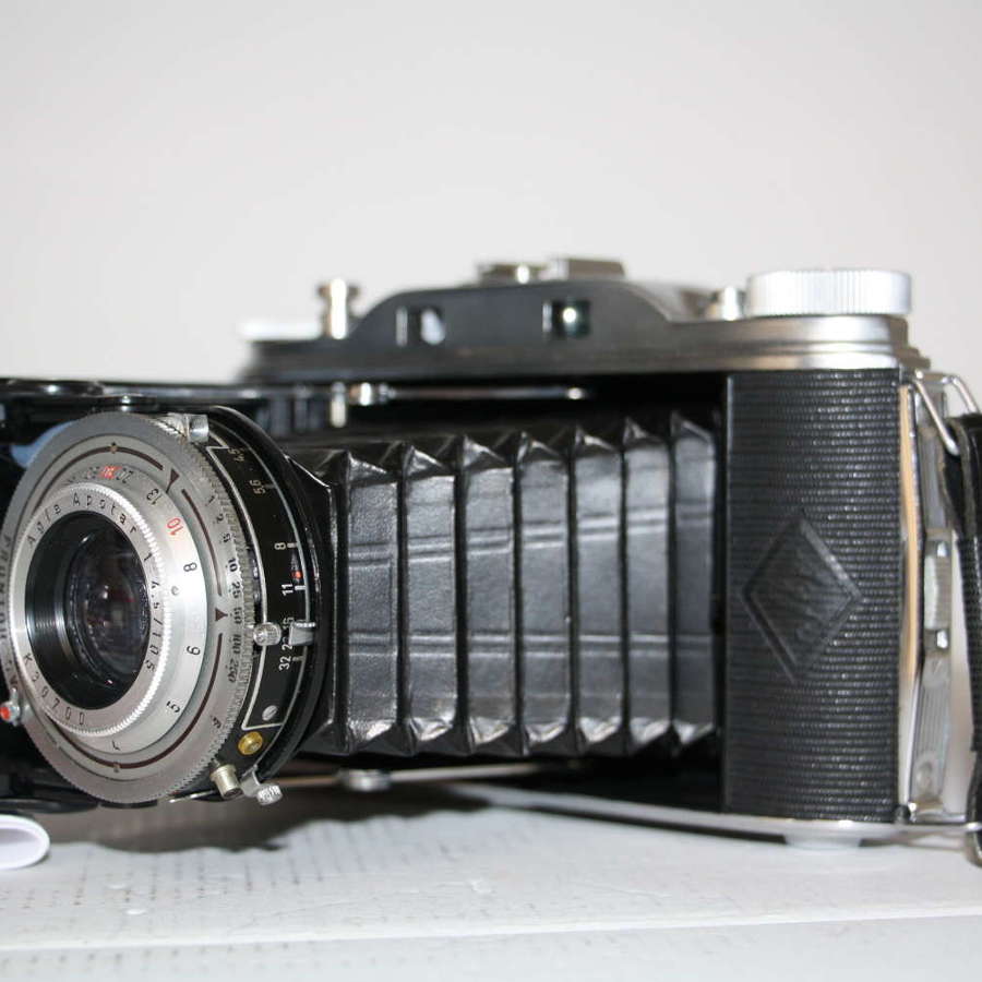 A vintage Agfa record 3 folding camera. Near mint condition boxed.