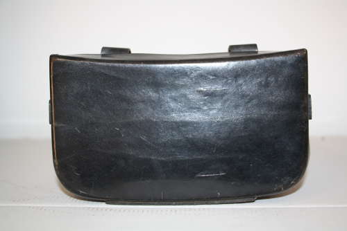 A German WW2 medical pouch unissued dated 1940. Collectors grade.