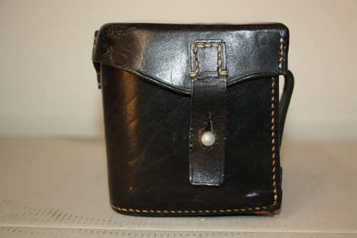 A German WW2 medical pouch unissued dated 1940. Collectors grade.