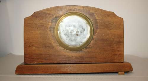 A good art deco Enfield mantel clock. keeps very good time.