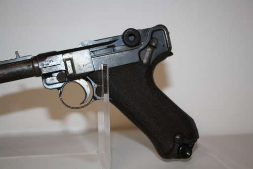 A  VERY GOOD DEACTIVATED WW1 LUGER CARBINE. LOVELY RARE GUN.