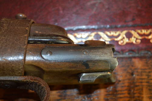 A WW1 DEACTIVATED ARTILLERY LUGER AND RIG WITH DEACT CERT.