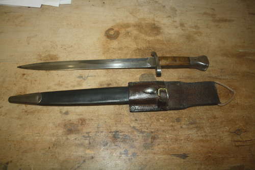 A BRITISH 1888 LEE METFORD BAYONET.WILL ORIGINAL FROG ETC.WILKINSON.