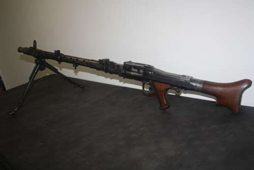 A DEACTIVATED MG34 DOT 1944 ALL MATCHING NUMBERS.
