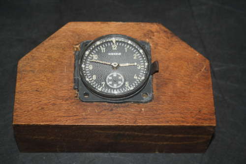 A WW2 GERMAN FIGHTER AIRCRAFT. 8 DAY COCKPIT CLOCK BY KINZLE.