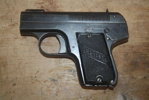 A OLD SPEC 7.65 BAYARD PISTOL. ALL CLICKS DRY FIRERS.