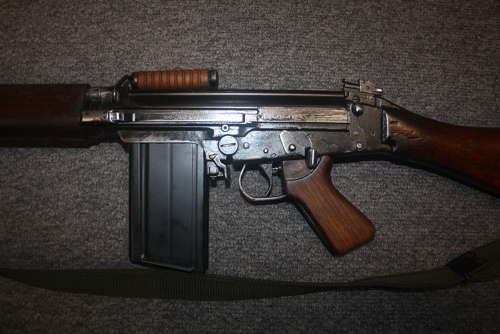 A RARE OLD SPEC SLR BSA 1960'S L1A1 WITH WOODEN FURNITURE.