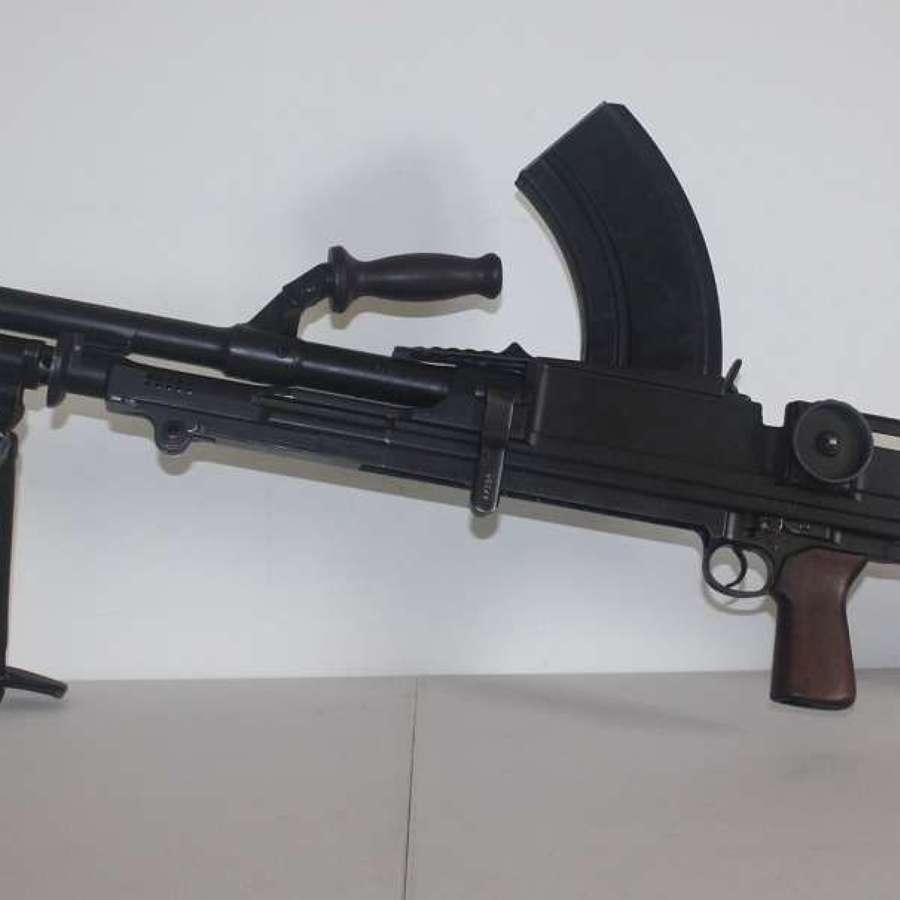 A MK1 LITHGOW BREN DATED 1943 FTR.