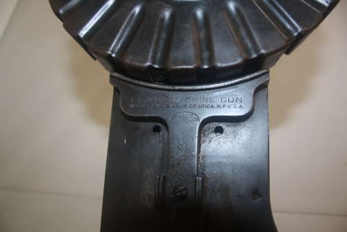 A DEACTIVATED LEWIS GUN. OLD SPEC. RARE SAVAGE USA MANUFACTURE.