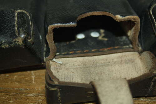 A SET OF 1942 WW2 GERMAN K98 POUCHES. RARE KRIEGSMARINE MARKED.