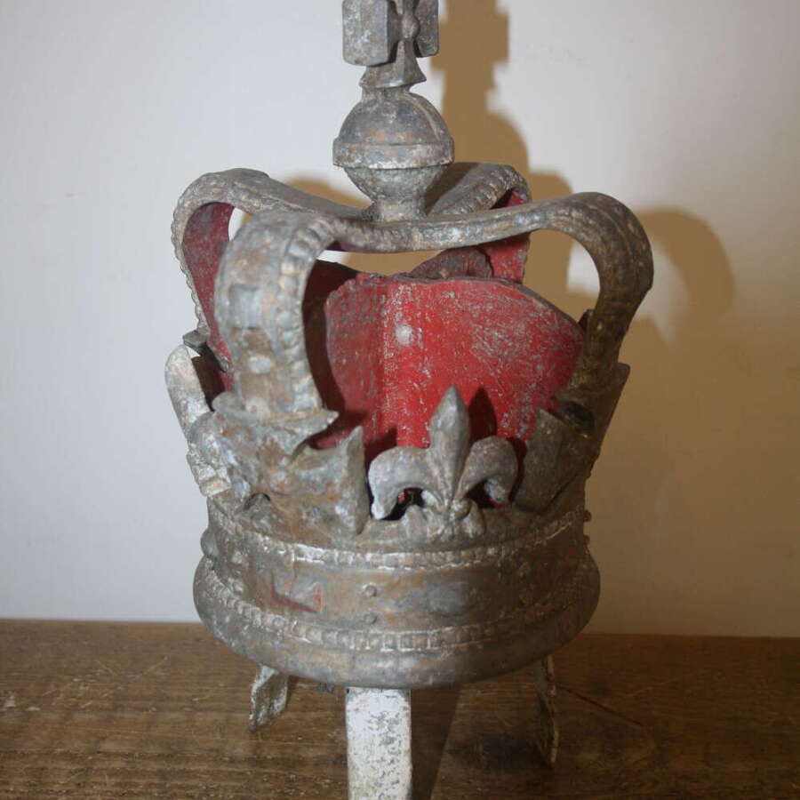 A VICTORIAN CROWN FROM THE TOP OF A SAILING SHIP.10" HT X 8" WIDE.
