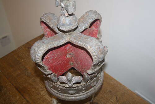 A VICTORIAN CROWN FROM THE TOP OF A SAILING SHIP.10
