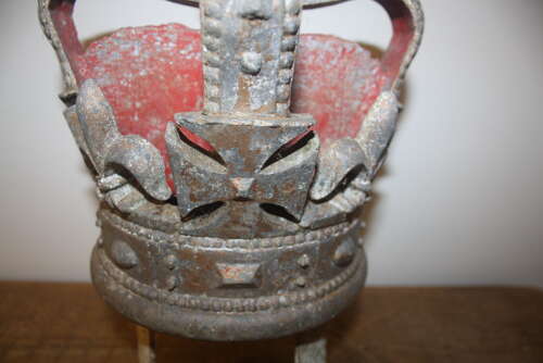 A VICTORIAN CROWN FROM THE TOP OF A SAILING SHIP.10