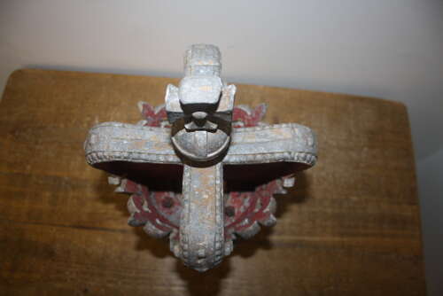 A VICTORIAN CROWN FROM THE TOP OF A SAILING SHIP.10