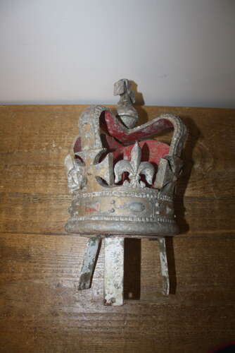 A VICTORIAN CROWN FROM THE TOP OF A SAILING SHIP.10