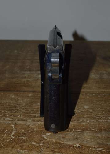 A GOOD .32 ACP WEBLEY 1911 METROPOLITAN POLICE PISTOL. POLICE STAMPED.