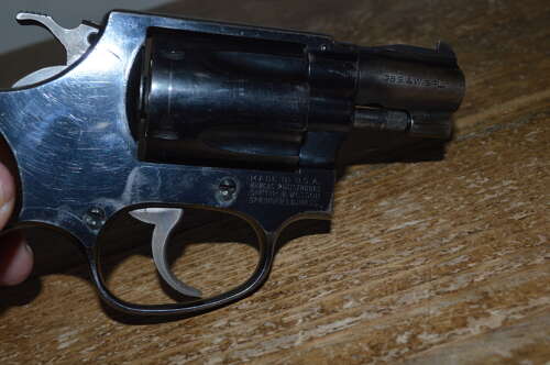 A SW 38SPL MOD 36 REVOLVER 2