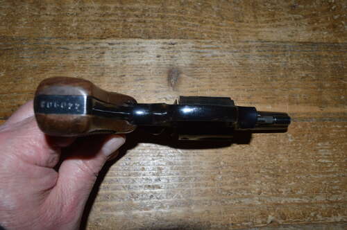 A SW 38SPL MOD 36 REVOLVER 2