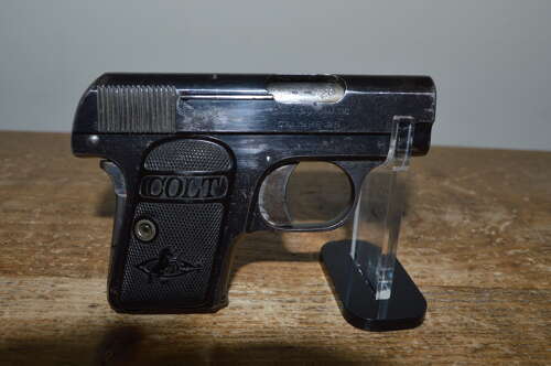 A EU DEACTIVATED COLT 1908 .25CAL SEMI AUTO PISTOL.MOVING PARTS NO DRY FIRER.