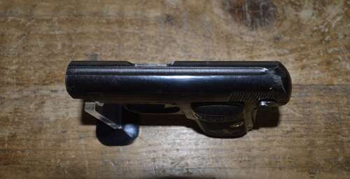 A EU DEACTIVATED COLT 1908 .25CAL SEMI AUTO PISTOL.MOVING PARTS NO DRY FIRER.