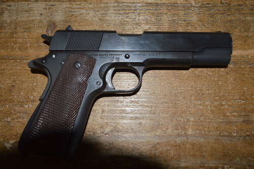 A EU DEACTIVATED WW2 COLT 1911. ORIGINAL FRAME HAS HAD NEW SLIDE.