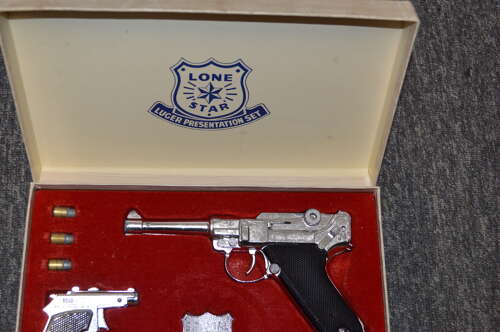 A LONE STAR LUGER PRESENTATION SET COMPLETE GOOD CONDITION.