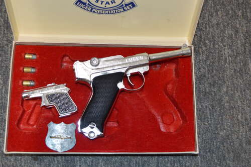 A LONE STAR LUGER PRESENTATION SET COMPLETE GOOD CONDITION.