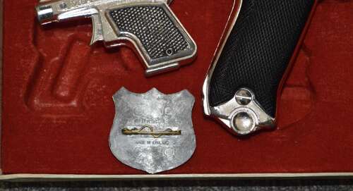 A LONE STAR LUGER PRESENTATION SET COMPLETE GOOD CONDITION.