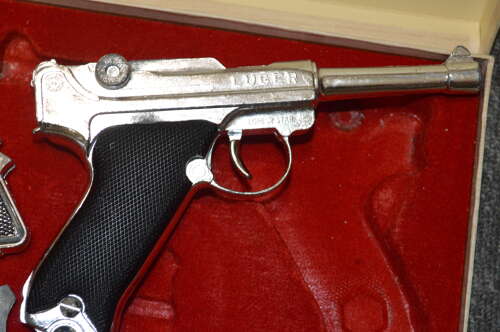A LONE STAR LUGER PRESENTATION SET COMPLETE GOOD CONDITION.
