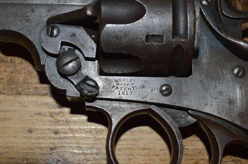 A 1917 DATED.ALL MATCHING WW1 WEBLEY MKV1 REVOLVER . DEACTIVATED EU SPEC.