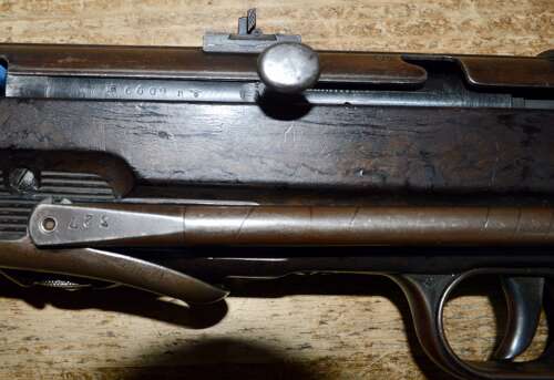 A 1942 DATED MP40 NEW SPEC DEACT . ALL MOVING PARTS NO DRY FIRE.