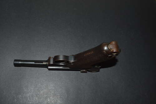 A  DEACTIVATED EU WW1 ERFURT LUGER REGIMENTAL MARKED .