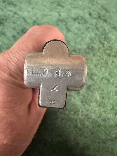 A original ww2 German luger mag . Aluminium base . waffenampt.