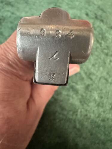 A original ww2 German luger mag . Aluminium base . waffenampt.